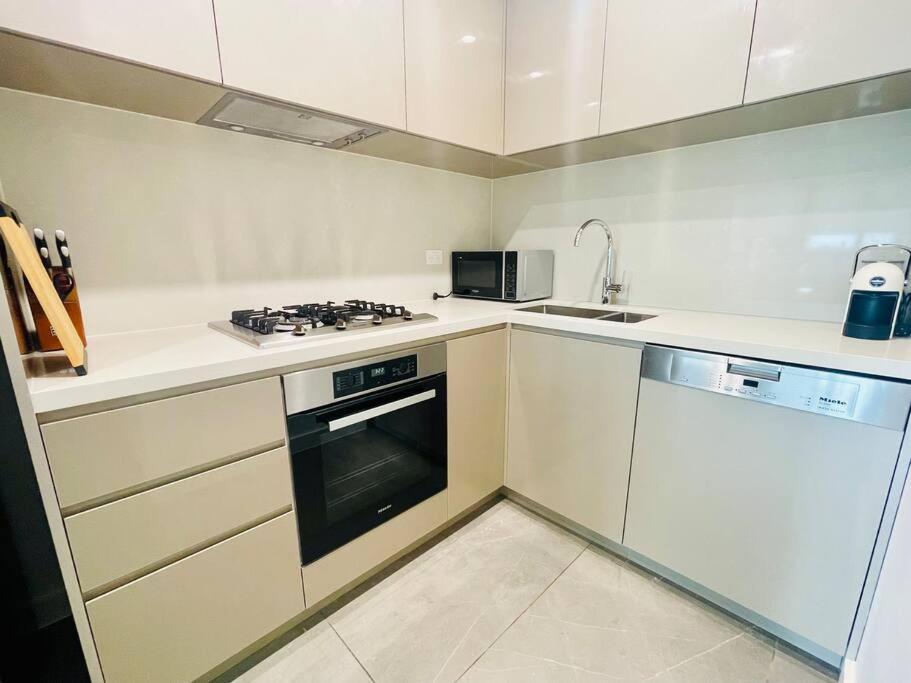 Family Apartment *